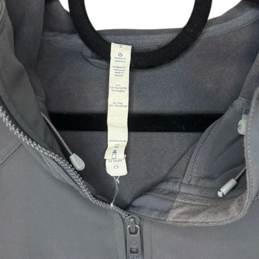 LULULEMON City Softshell Dark Gray Heavy Jacket Rain Coat Size 8
